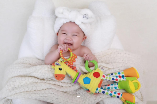 日喀则宝宝舌苔白怎么回事